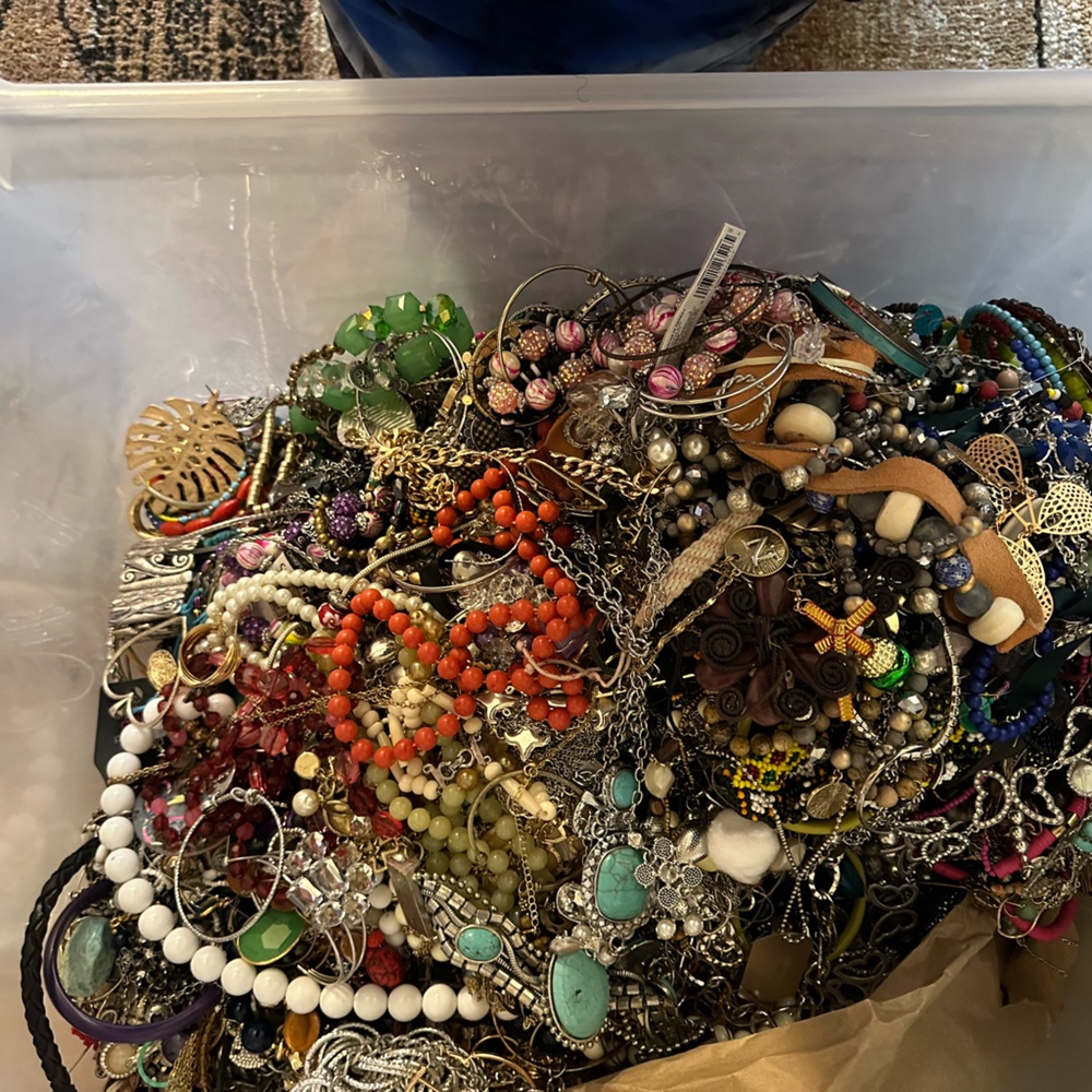 Mystery jewelry craft lot